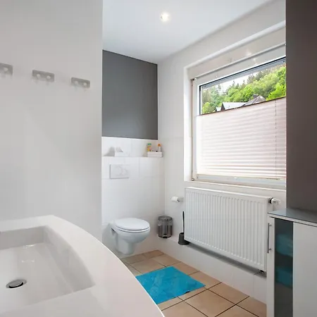 In Schustes * Willingen (Upland)