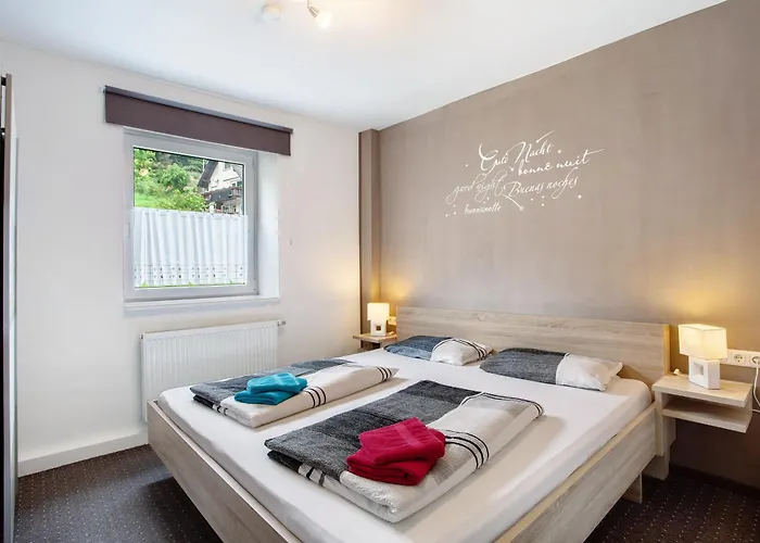 In Schustes * Willingen (Upland)